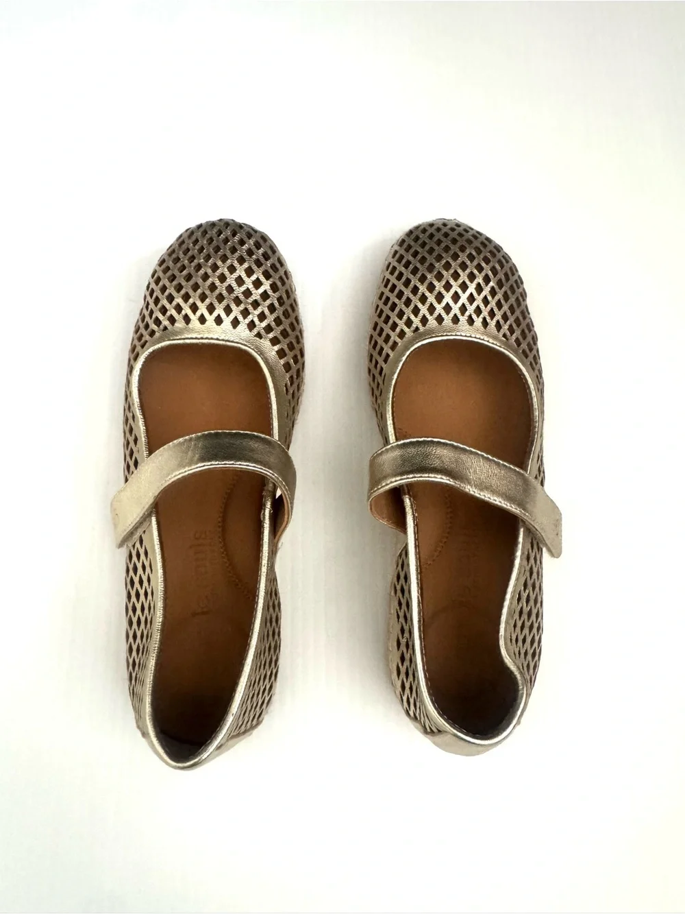 Gentle Souls Sienna Mettalic Fish Net Mary Jane Espadrille In Gold Size 7.5